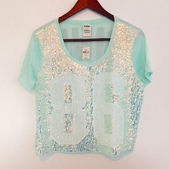 Victoria's Secret Tops - 🅾️CLOSET CLEANOUT🅾 NEW! Victoria's Secret Tee