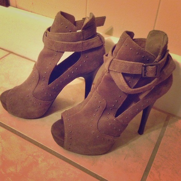 High heels 🚫SOLD🚫