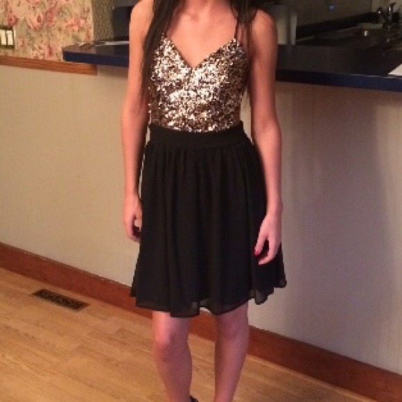 Prom girl open back dress