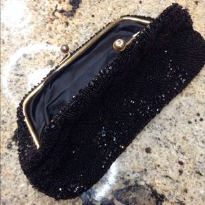 Vintage black beaded clutch 🎭2x HP🎭