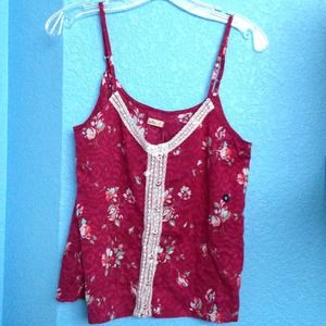 Cute floral flowy top from hollister
