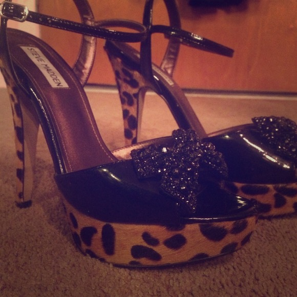 CHEEP HEELS!!