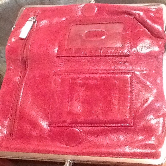 Burgundy hobo authentic it looks ready great con!