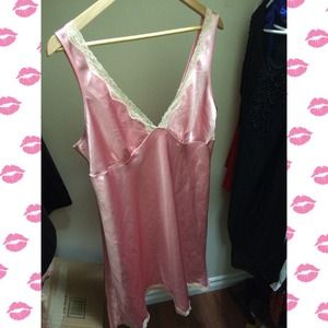 Victoria secret size XL nighty