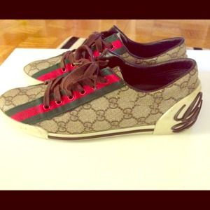 GUCCI BOULEVARD LACE UP SIGNATURE SNEAKERS Sz 39 9