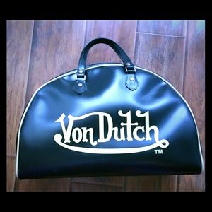Von Dutch Bowling bag in black/beige print