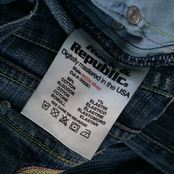 Rock and republic flare jeans - Picture 3 of 3