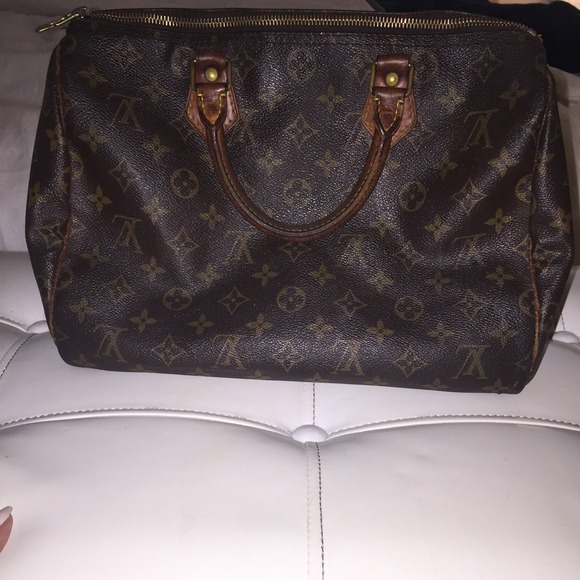 LOUIS VUITTON MONOGRAM SPEEDY 30