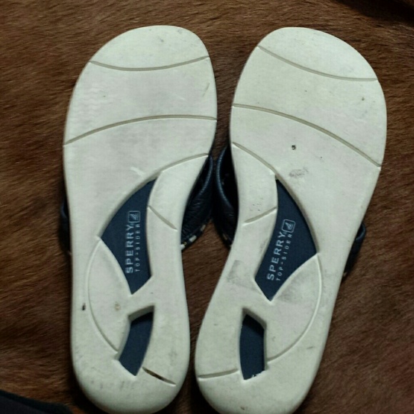 SOLD Sperry Top-Sider Navy Flip Flops - Picture 3 of 3