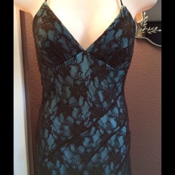 Turquoise/brown lace dress Only worn once! - Picture 2 of 4