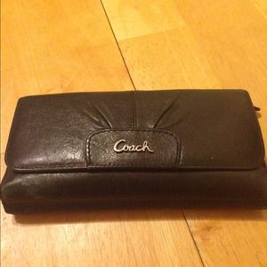 Coach Wallet - Black