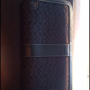 Authentic Coach wallet