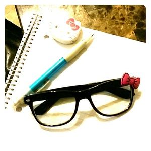 Clear Hello Kitty glasses
