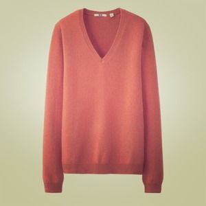 100% Cashmere Sweater by Uniqlo