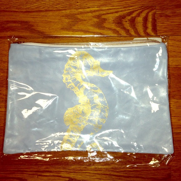 Dew Drop Leather Pouch