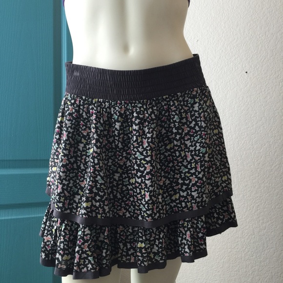 Hazel mini skirt. Dark grey w flowers, butterflies - Picture 1 of 4