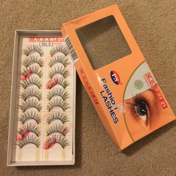 Eye lashes extension long thick cross