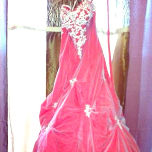 Pretty princess prom dress