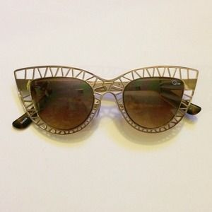 Quay Steelcat Gold Sunglasses