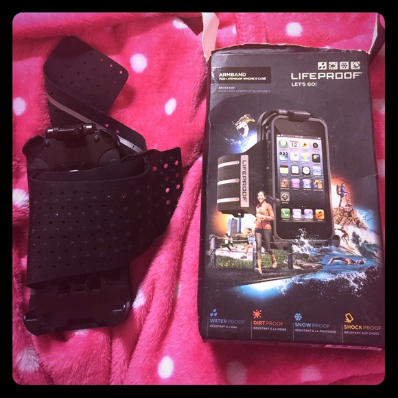 Life proof armband for i5