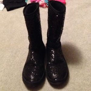 Black sequin boots!!