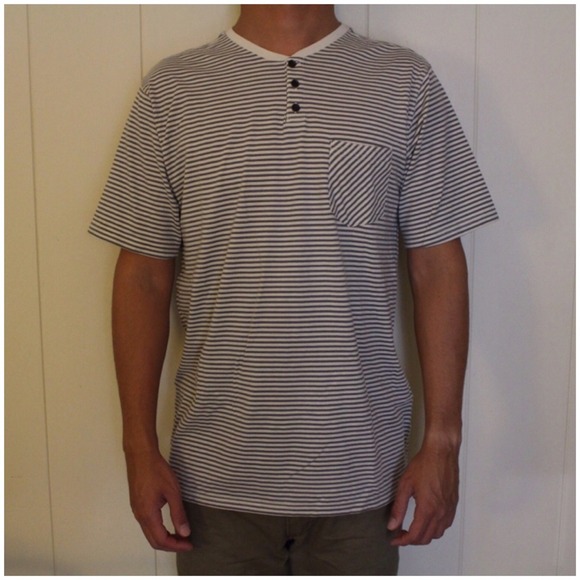 QUIKSILVER Men's Short Sleeve Henley Shirt