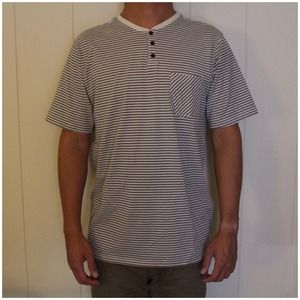 QUIKSILVER Men's Short Sleeve Henley Shirt