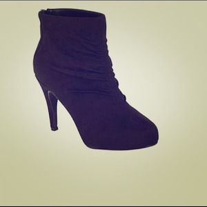 Metaphor Women's Wesley - Black Bootie ❤️