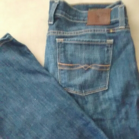 Brand new lucky brand jeans !!!