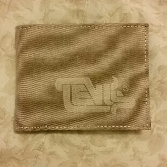 Khaki color vintage Levis wallet