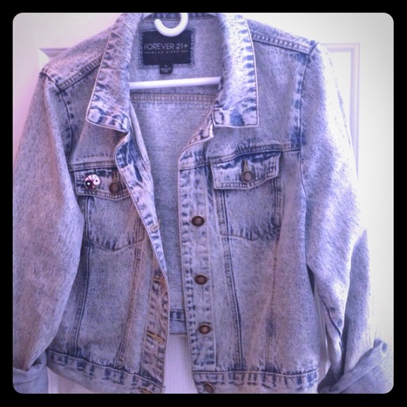 Acid Wash Jean Jacket + crop top