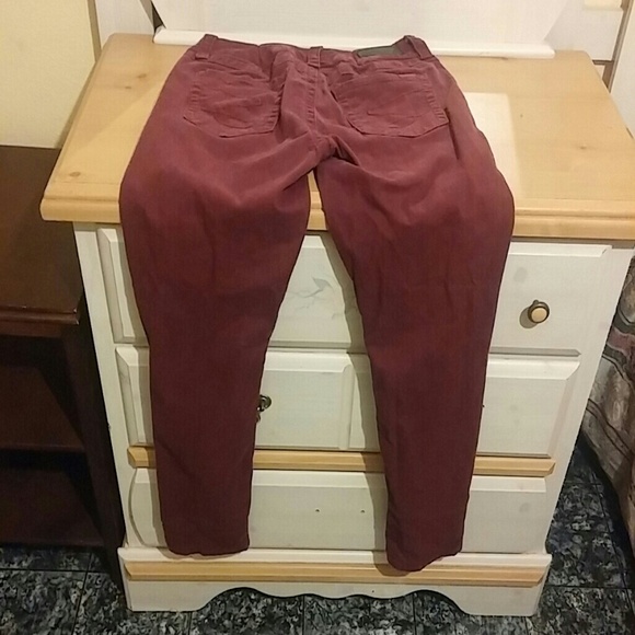 Jeans - Picture 2 of 4