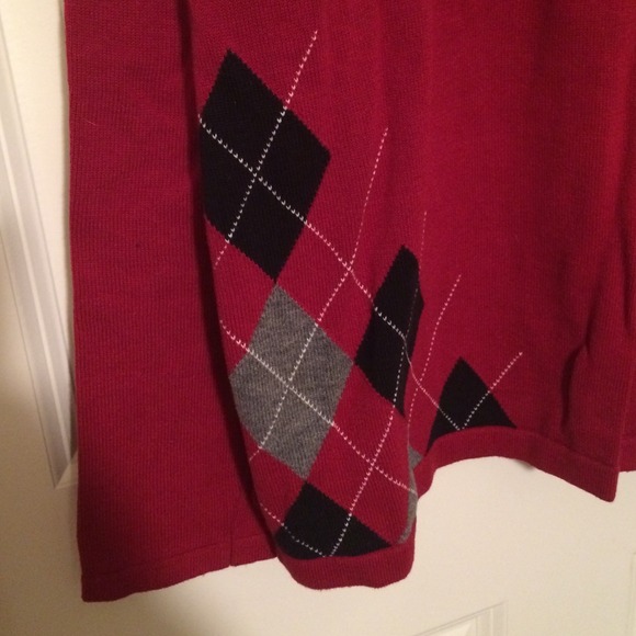Sweater with faux shirt - Picture 3 of 3