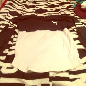 Reserved!! Vs Black and white varsity crew!