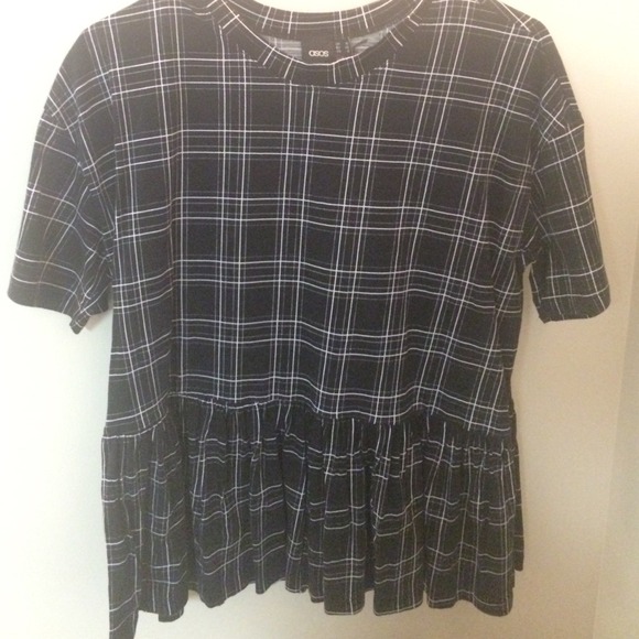 ASOS brand black and white peplum top - Picture 3 of 3