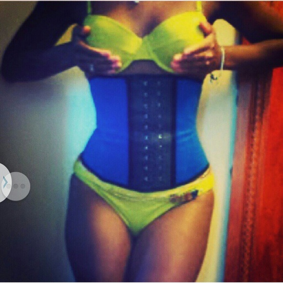 Waist trainer - Picture 2 of 3
