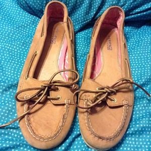 Tan Angelfish Sperry's