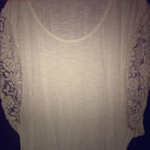 American Eagle cream lace top