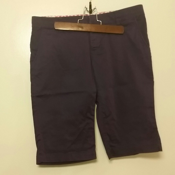 Deep purple Volcom Bermuda shorts