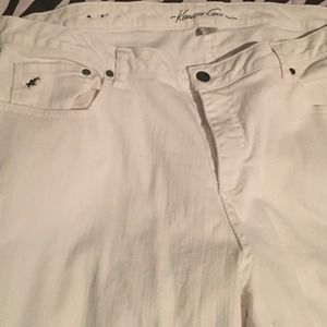Kenneth Cole Jeans .