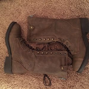 Madden girl combat boots