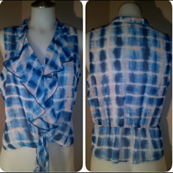 Plaid sleeveless 💞✂ *final price drop*