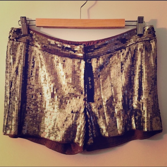 Gold sequin shorts-NWT, sz.L