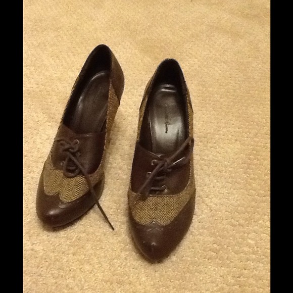 Charlotte Rouse saddle Oxford heels