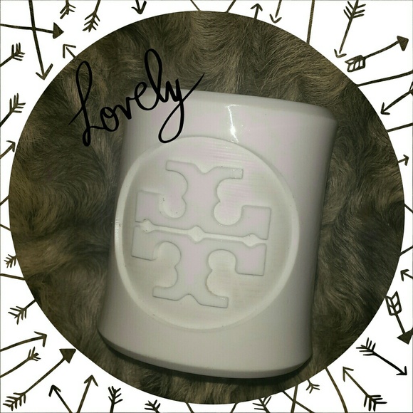 Tory Burch Jewelry - *traded* Tory Burch Lucite Cuff