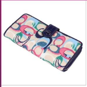 Ikat Coach Wallet great condition