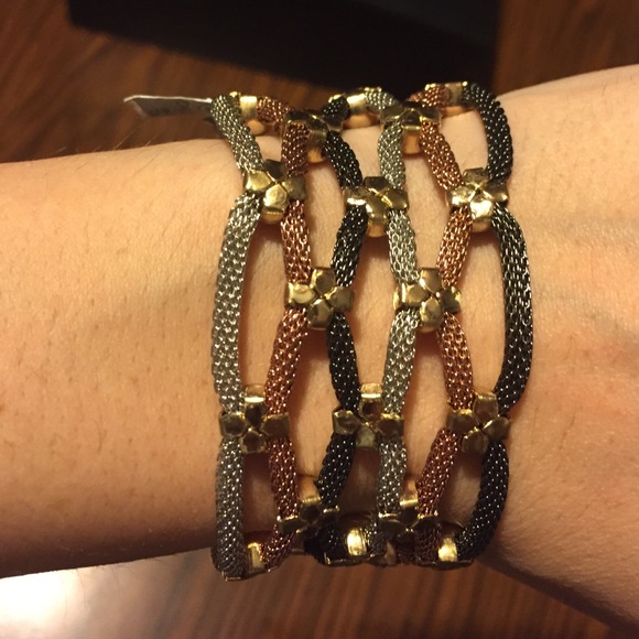 NWT Multi color bracelet - Picture 2 of 3