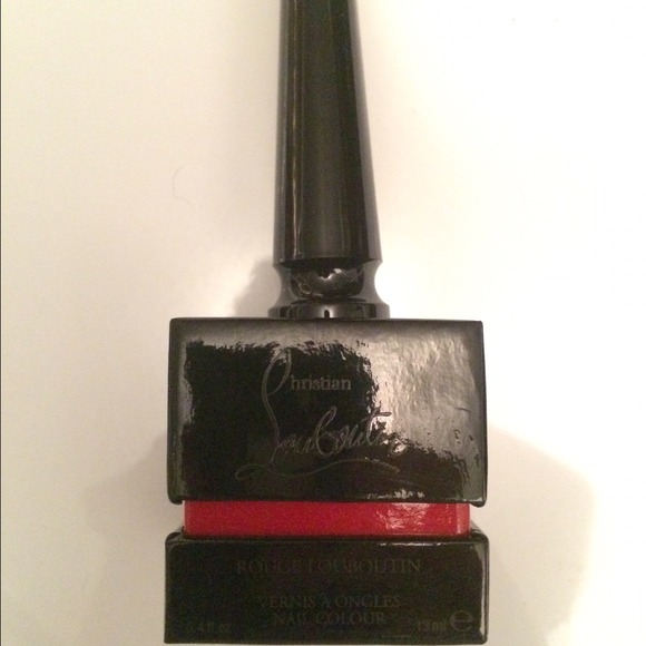 Rouge Louboutin Nail Lacquer - Picture 4 of 4
