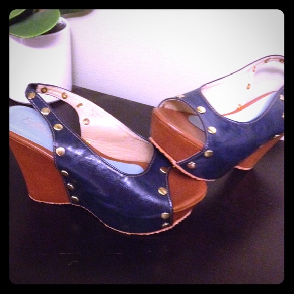 Navy studded wedges