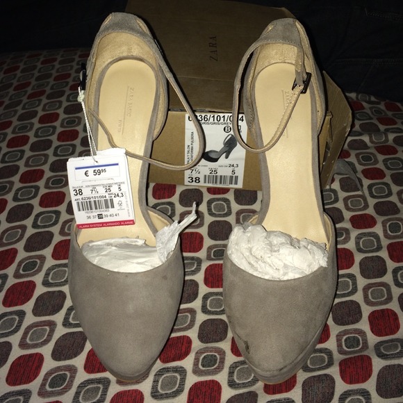 Sexy Gray suede heels